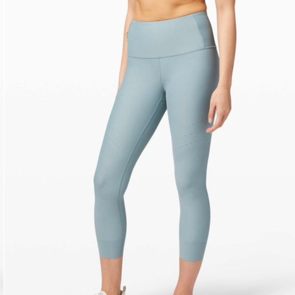Lululemon Zone in tights sz 6